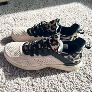 APL TechLoom Tracer Knit Training Shoe